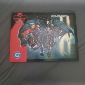 1997 Landoll's DC comics Batman and Robin pop up book 3d hardcover.